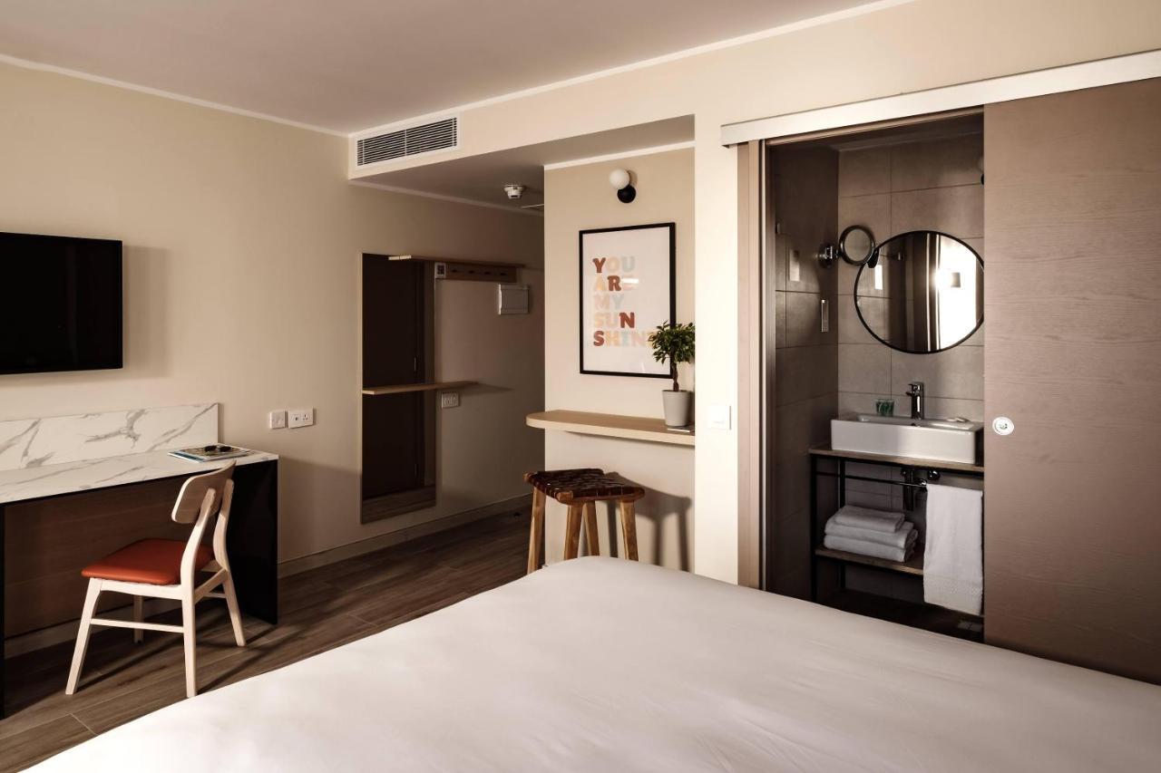 Gzira Strand Suites By Neu Collective מראה חיצוני תמונה