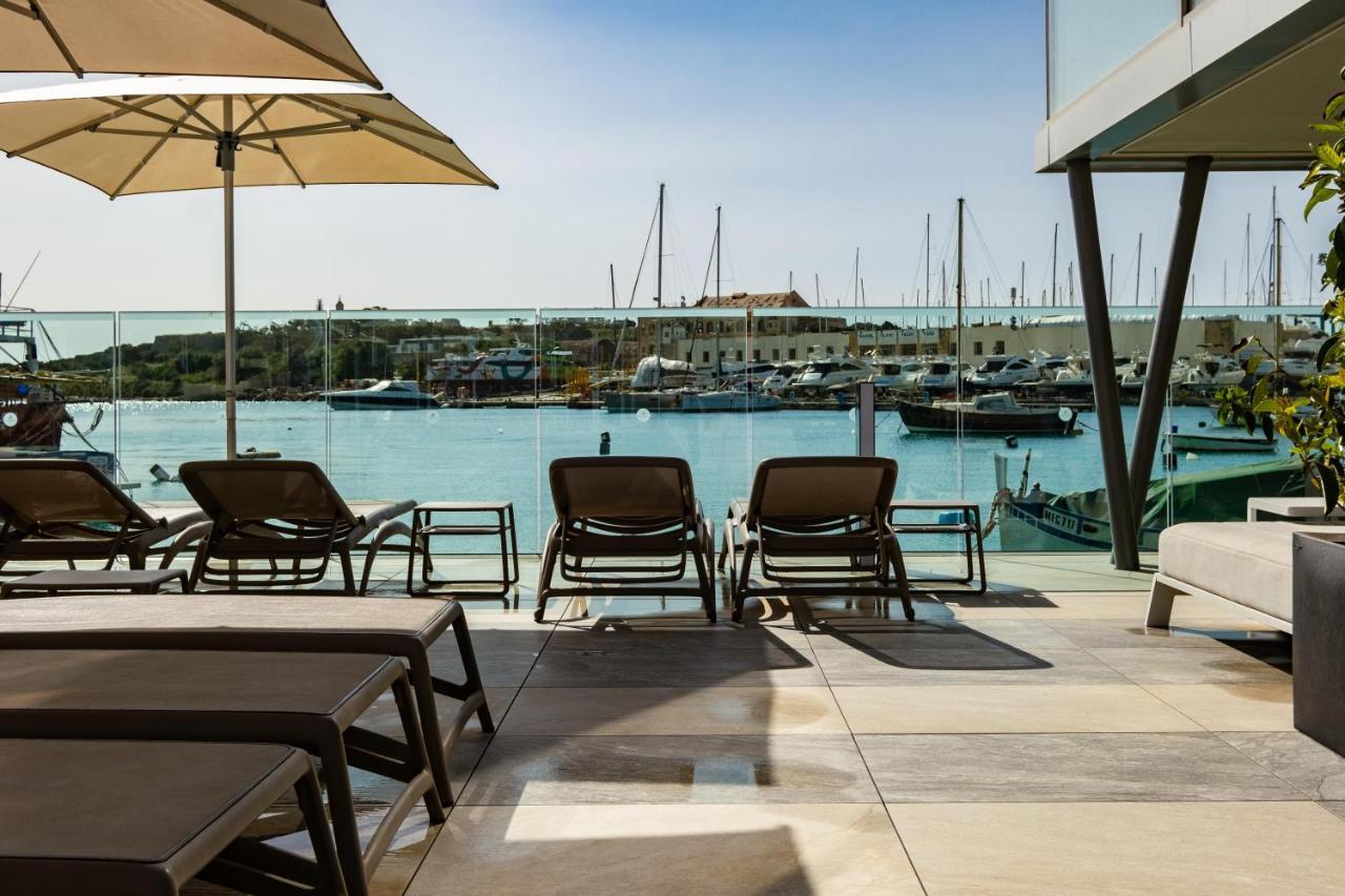 Gzira Strand Suites By Neu Collective מראה חיצוני תמונה