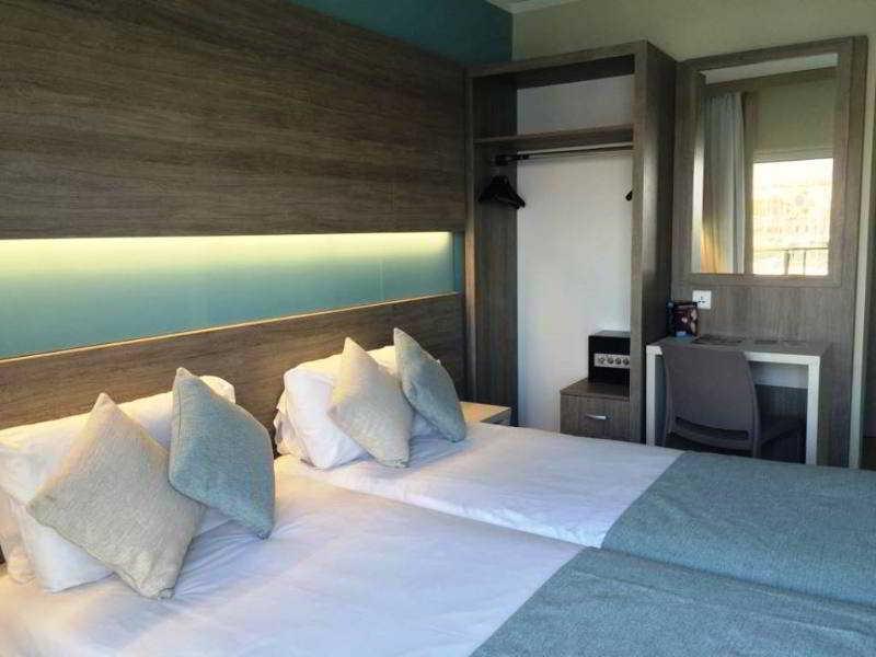 Gzira Strand Suites By Neu Collective מראה חיצוני תמונה