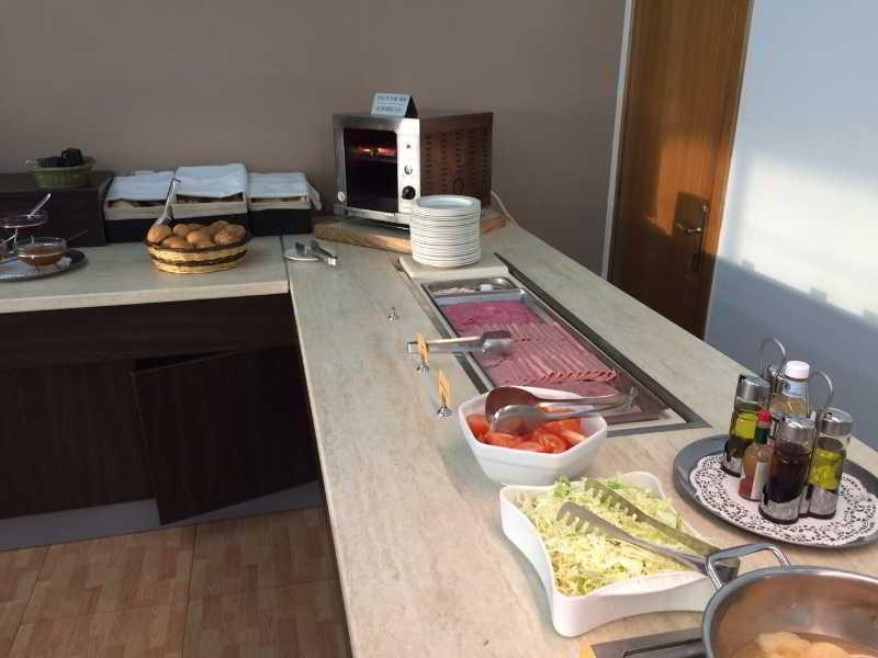 Gzira Strand Suites By Neu Collective מראה חיצוני תמונה